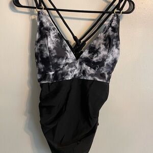 Black and Gray Strappy bathing suit - size OXL